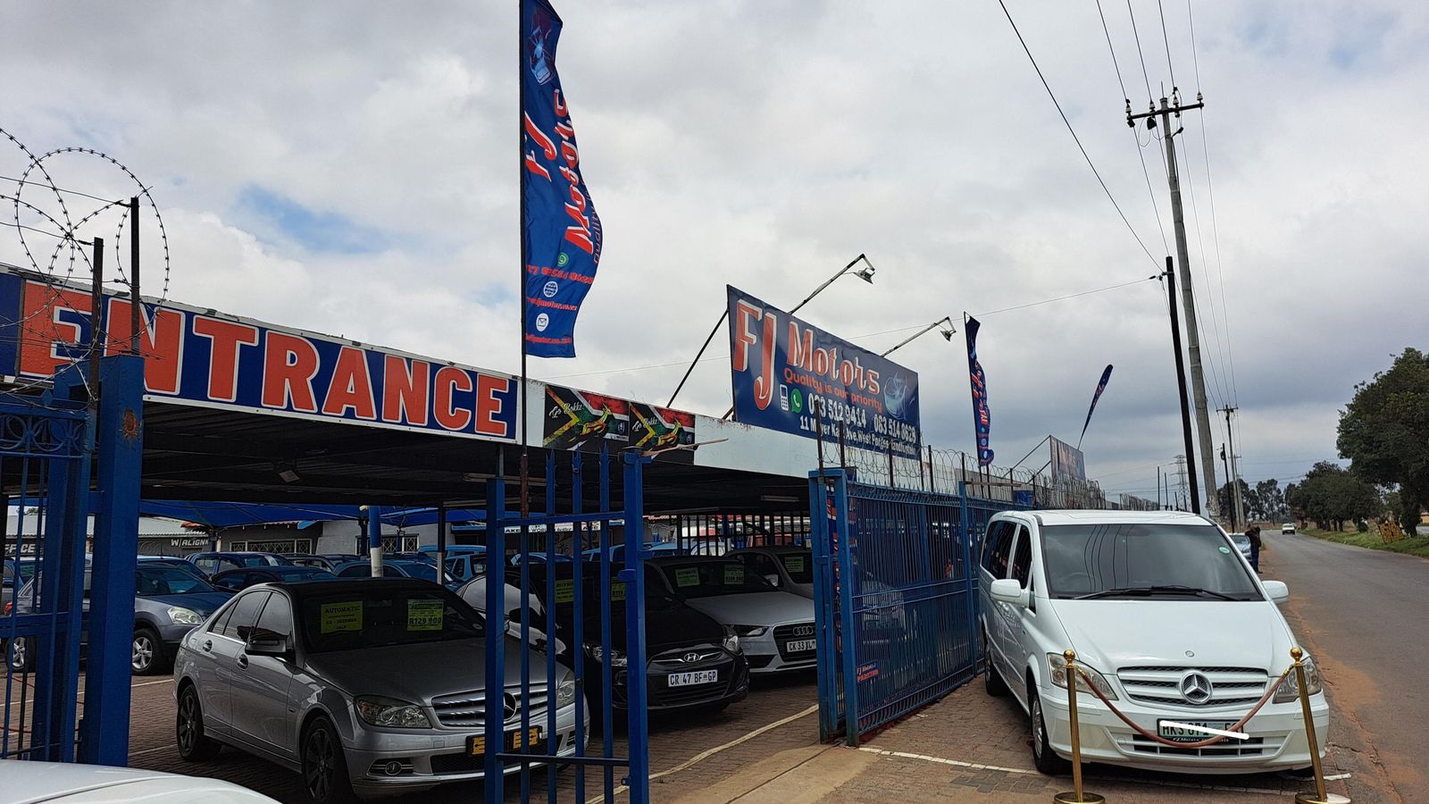 FJ Motors showroom