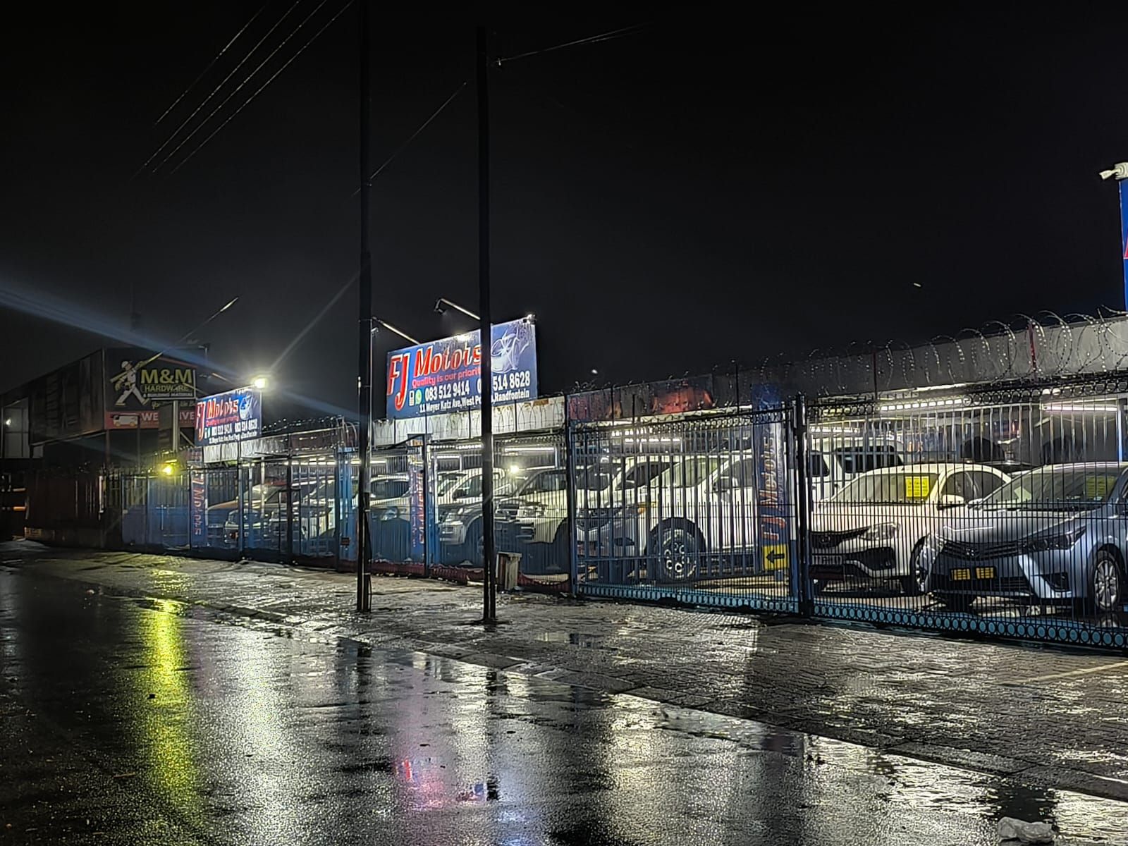 FJ Motors showroom